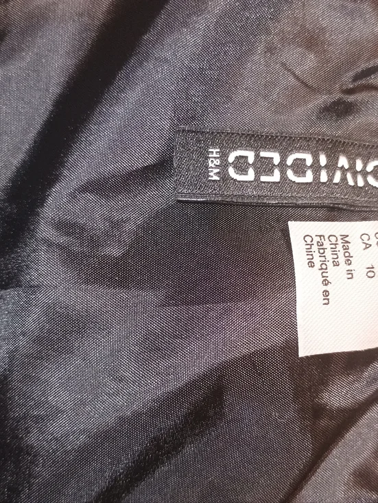 Y2k 90s Style Divided H&M Plaid Double-Breasted Mini Skirt in Black and White - Picture 5 of 8